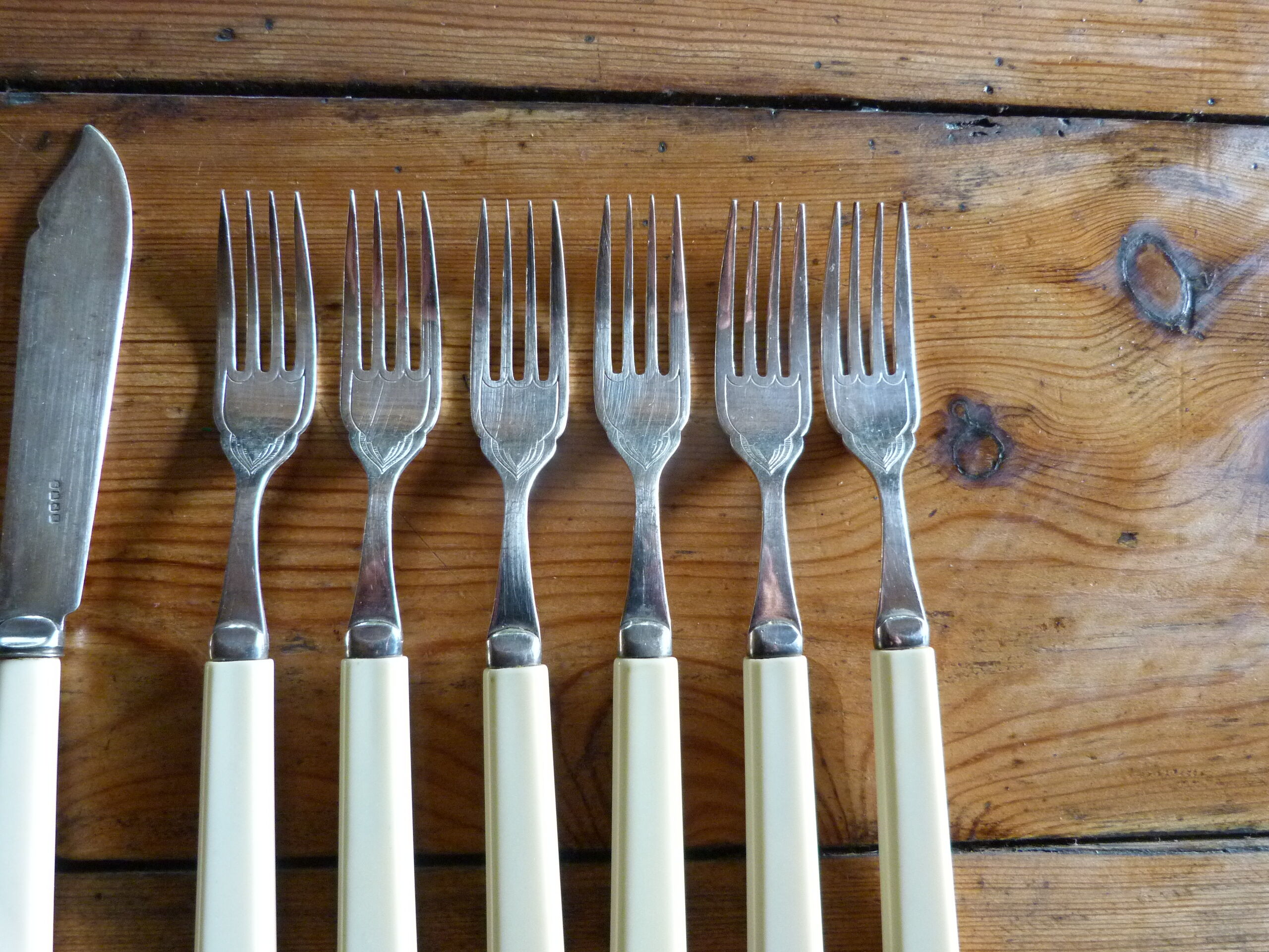 Bakelite fish cutlery silver metal old 1920/1930 6 forks and 6 knives