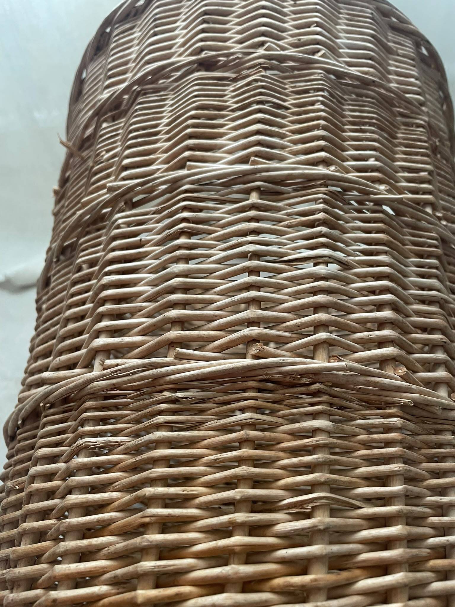 Panier en osier vintage