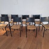 Set of 8 chairs in black lacquered metal and straw seats