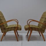 Set of two armchairs by Jaroslav Šmídek for TON, 1960s.