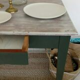Farm table