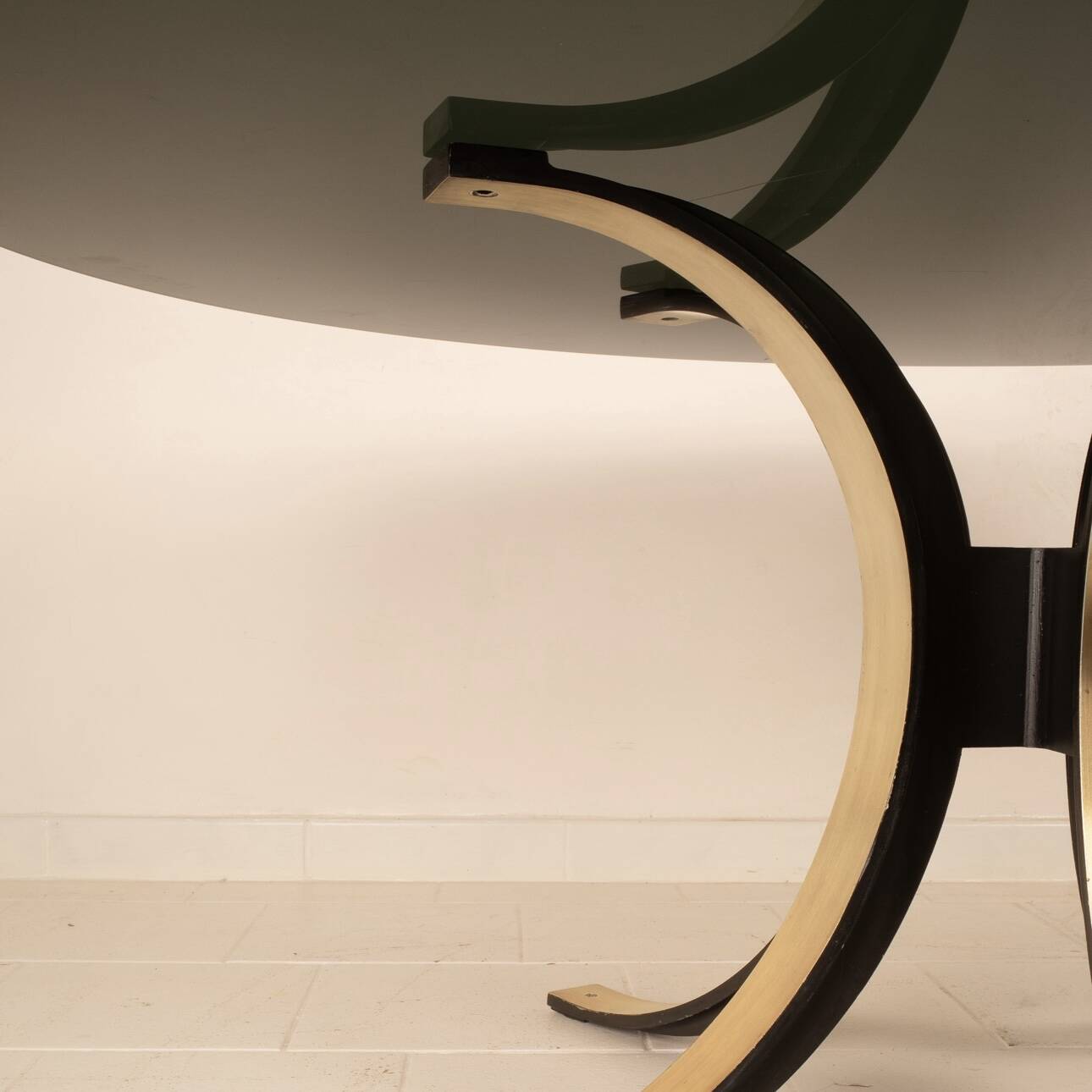 Raro Tavolo "T69 XL" di Osvaldo Borsani ed Eugenio Gerli per Tecno SPA