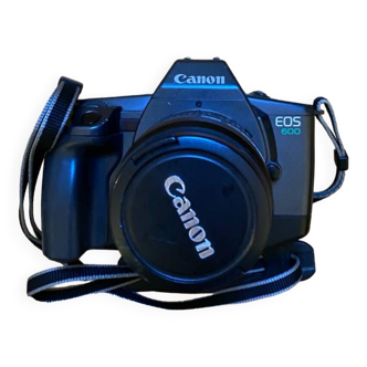 Canon eos 600 film camera