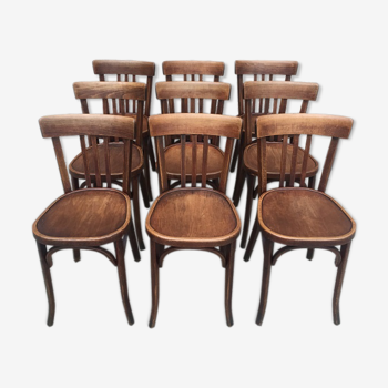 Suite of 9 bistro chairs