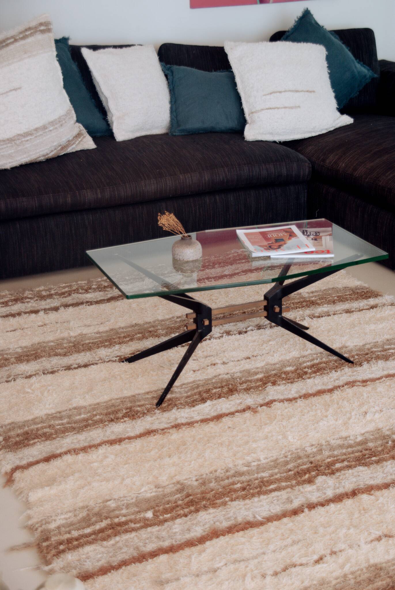 Double-thickness handmade rug made from recycled cotton