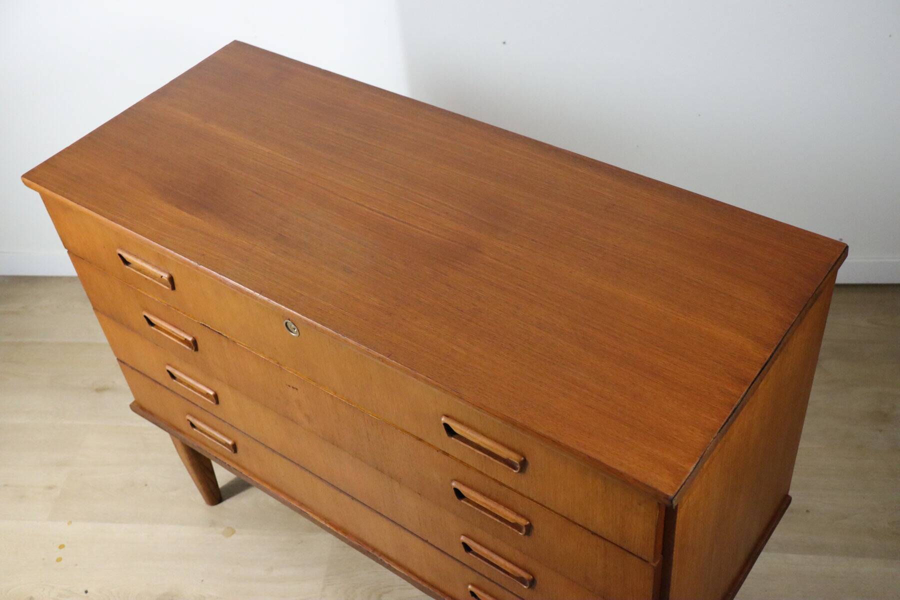Scandinavian teak chest of drawers, 1960