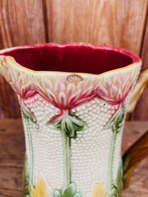 Jug in earthenware Orchies