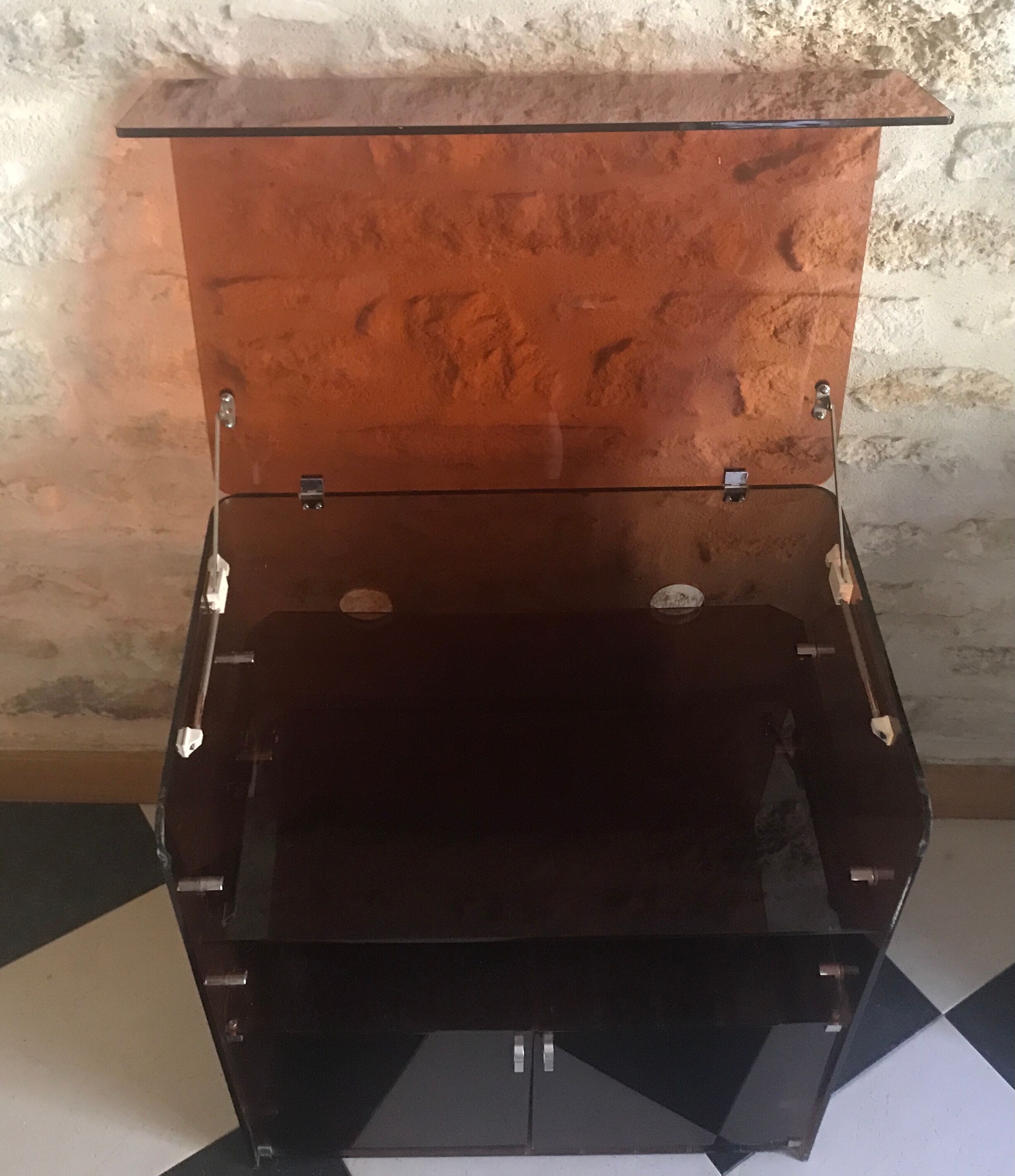 Vintage HI-FI cabinet in smoked plexiglass, Circa 1970