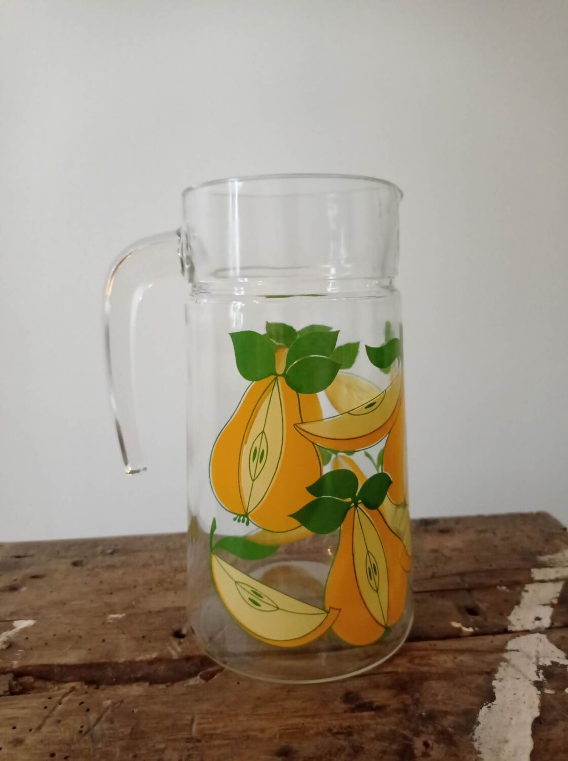 Fruit pattern decanter