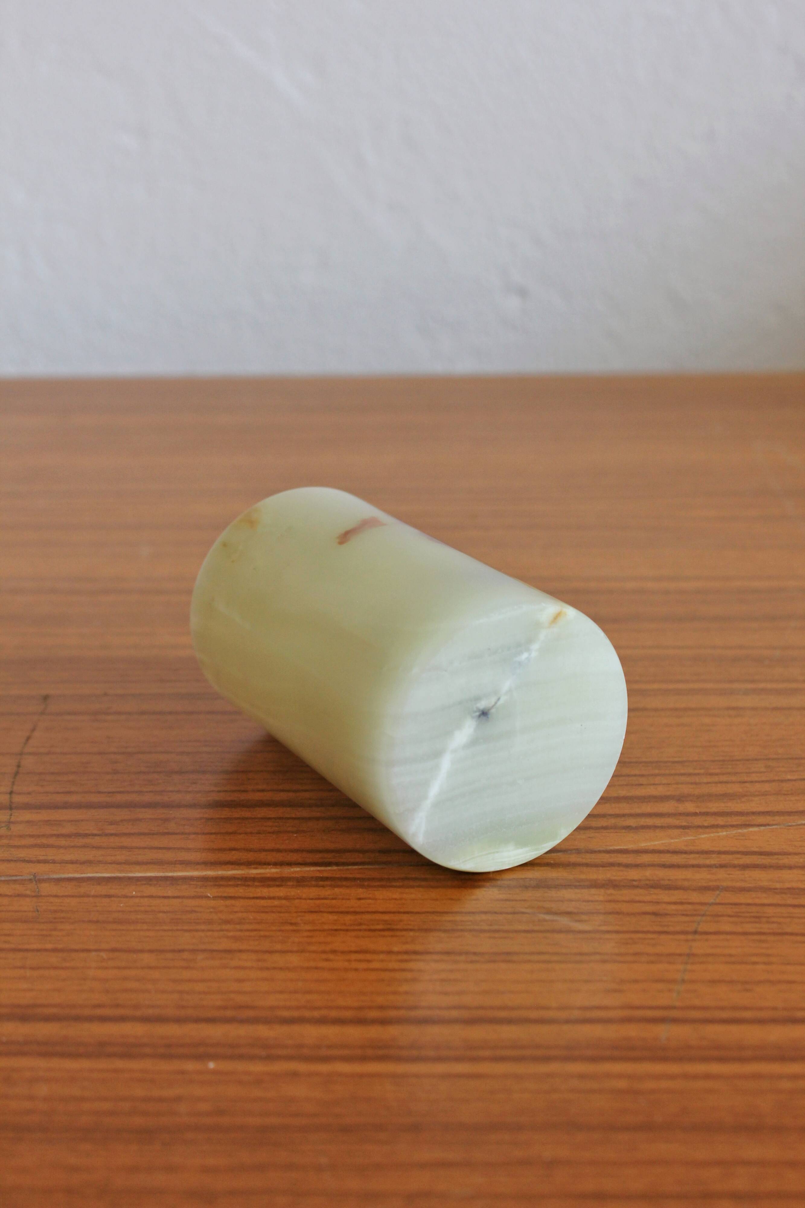 Vase en albâtre vintage