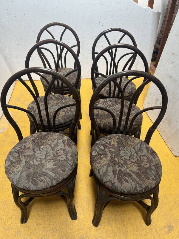 Suite de six chaises en osier courbé XX siècle