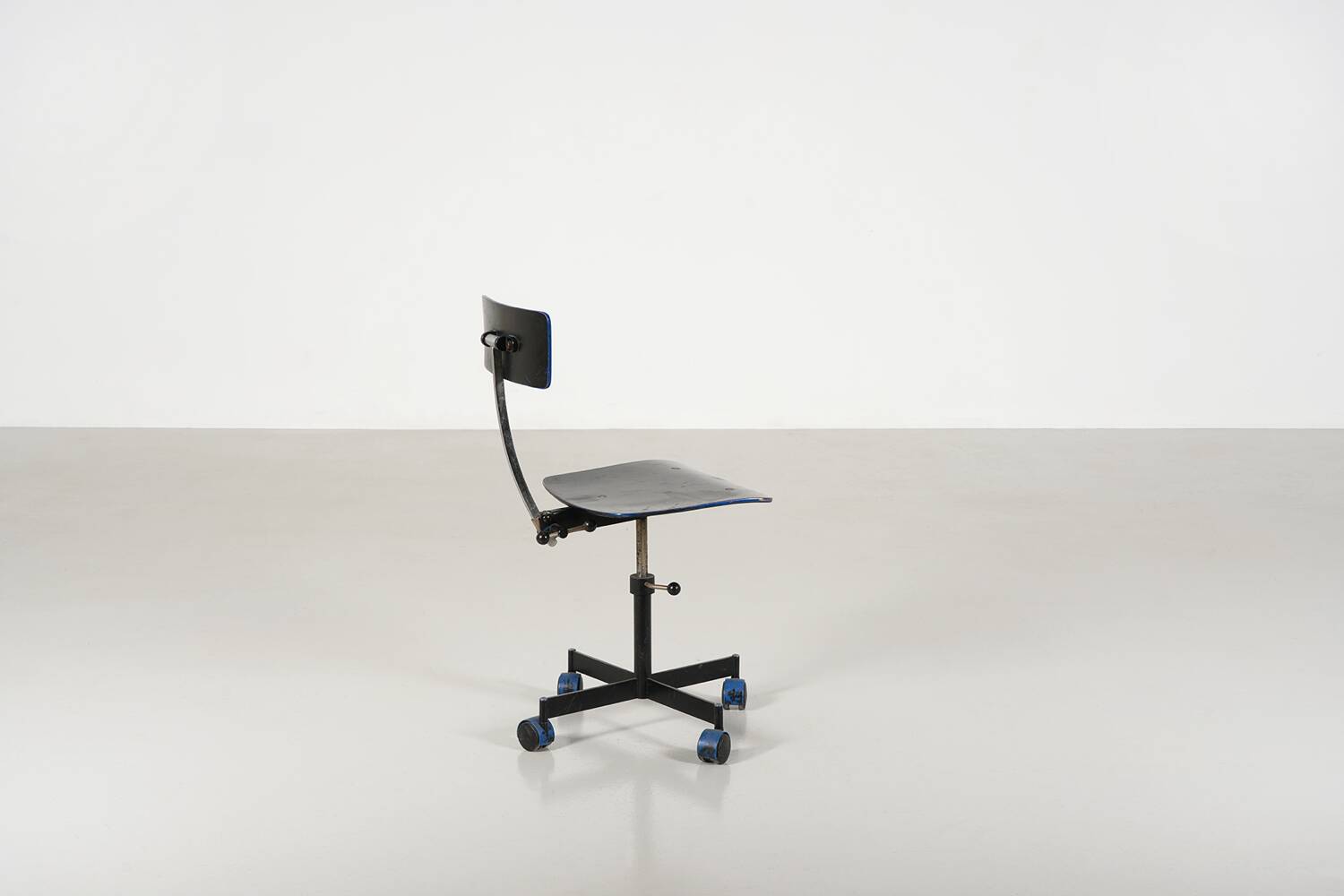 Kevi chair mod. 2533 by Jorgen Rasmussen, circa 1960