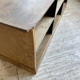 Double-sided counter with XL oak compartments