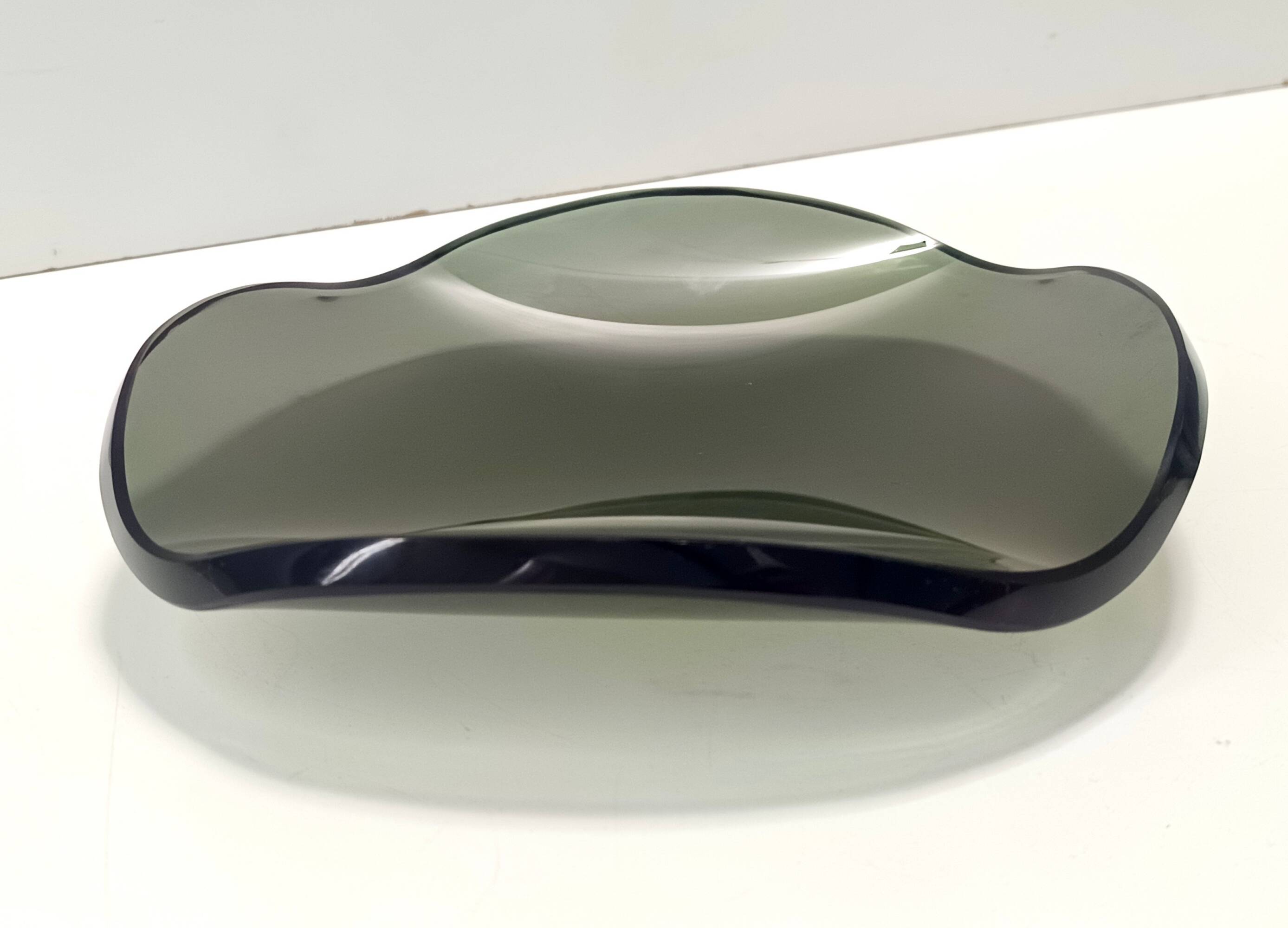 Thick Dark Green Glass Centerpiece / Trinket Bowl attr. to Fontana Arte, It