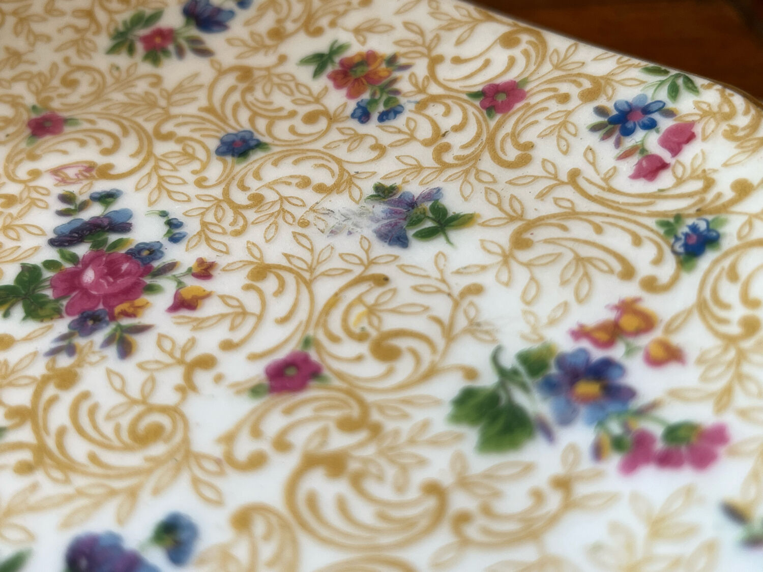 Floral pattern dessert plates
