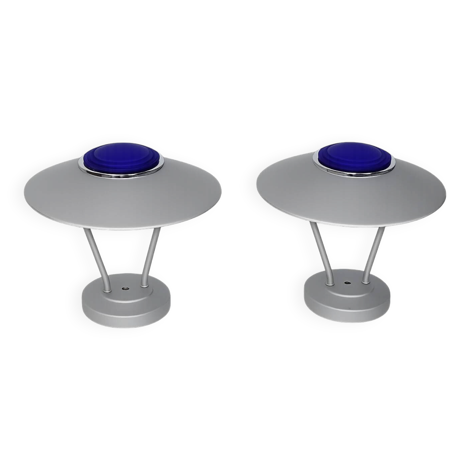 A pair of vintage 1980s wall lights | Metal and glass | Original retro ligh