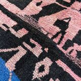 Modern Boujad Berber rug in wool