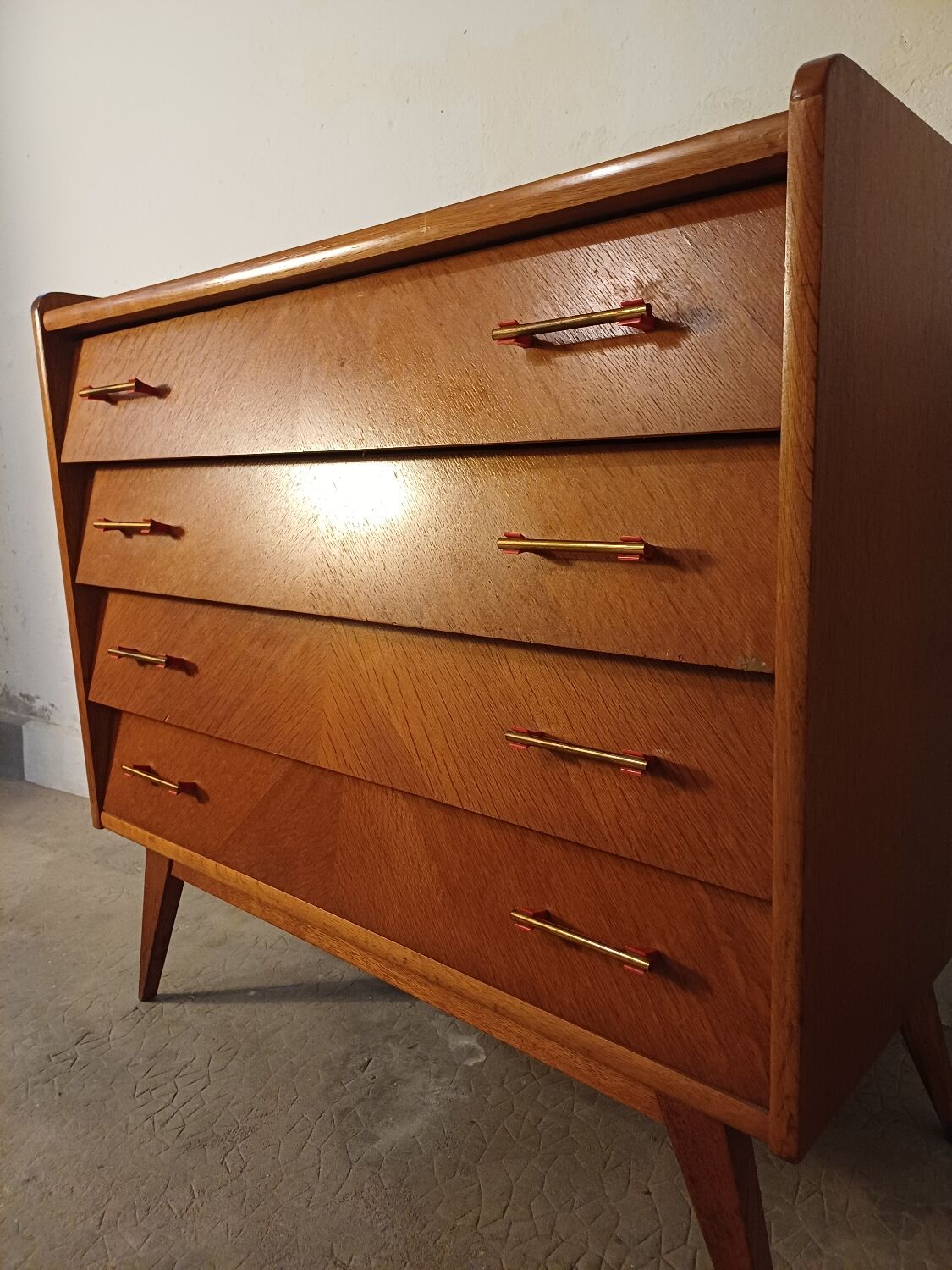 Vintage chest of drawers