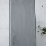 Boarding wooden wardrobe closet