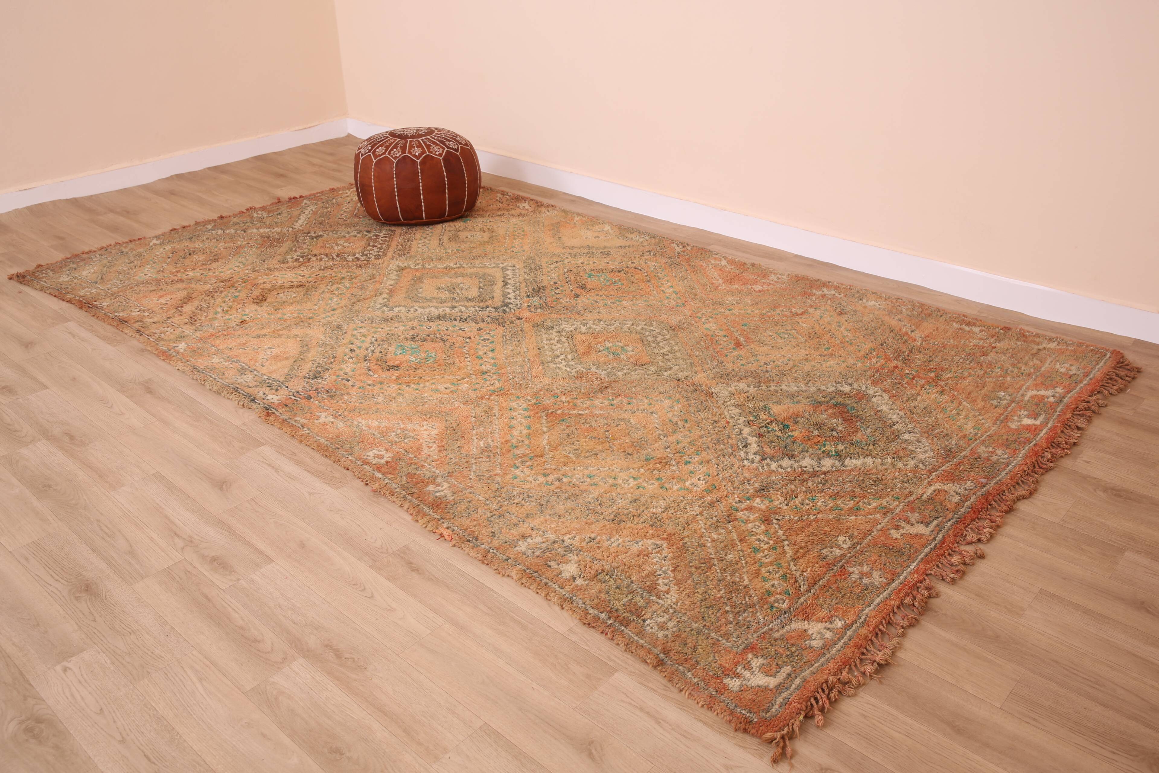 Peach Vintage Moroccan Rug 186 x 329 cm, Berber Wool Rug, Handmade Boho Rug