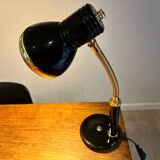 Adjustable desk lamp