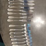 Service à poisson 16 couverts en métal argenté
