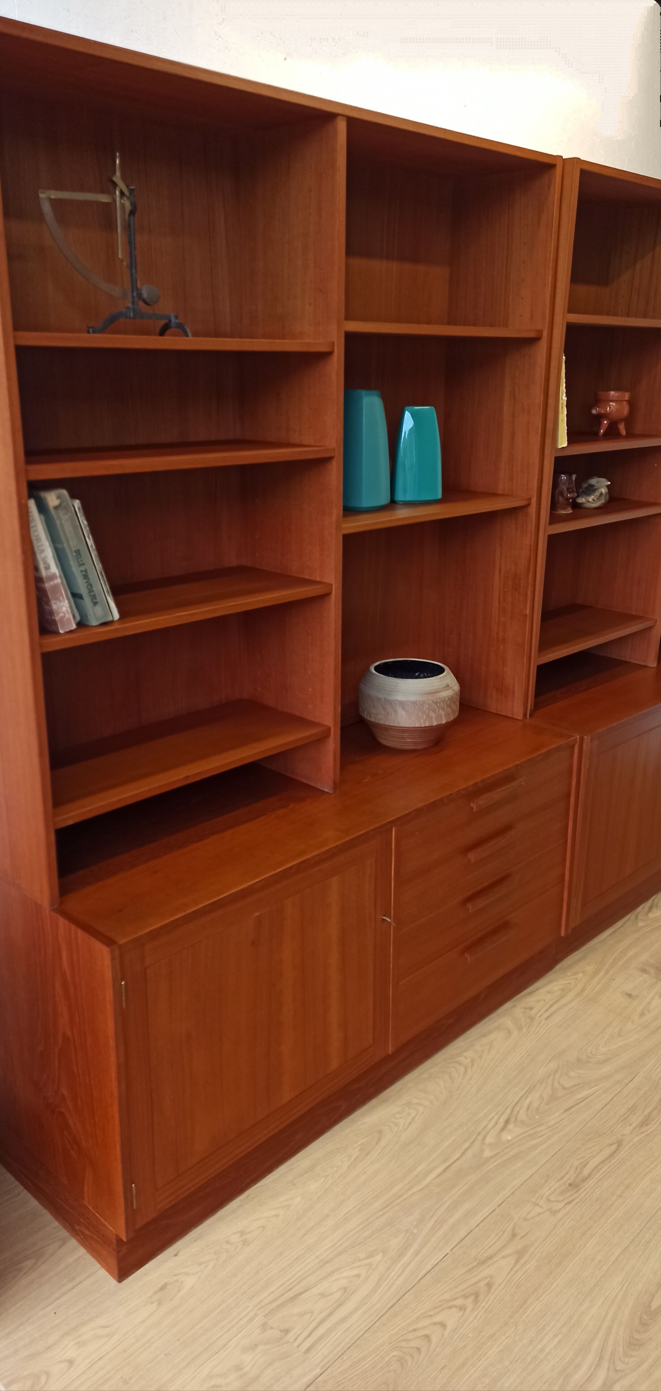 Bookcase by Nils Jonsson for Troeds, 1960