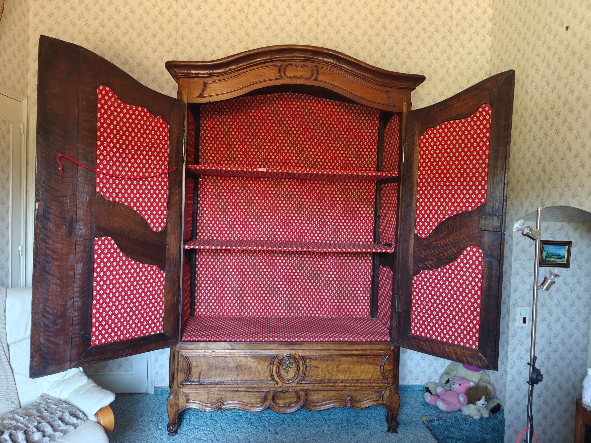 Provencal wardrobe from the Regency period