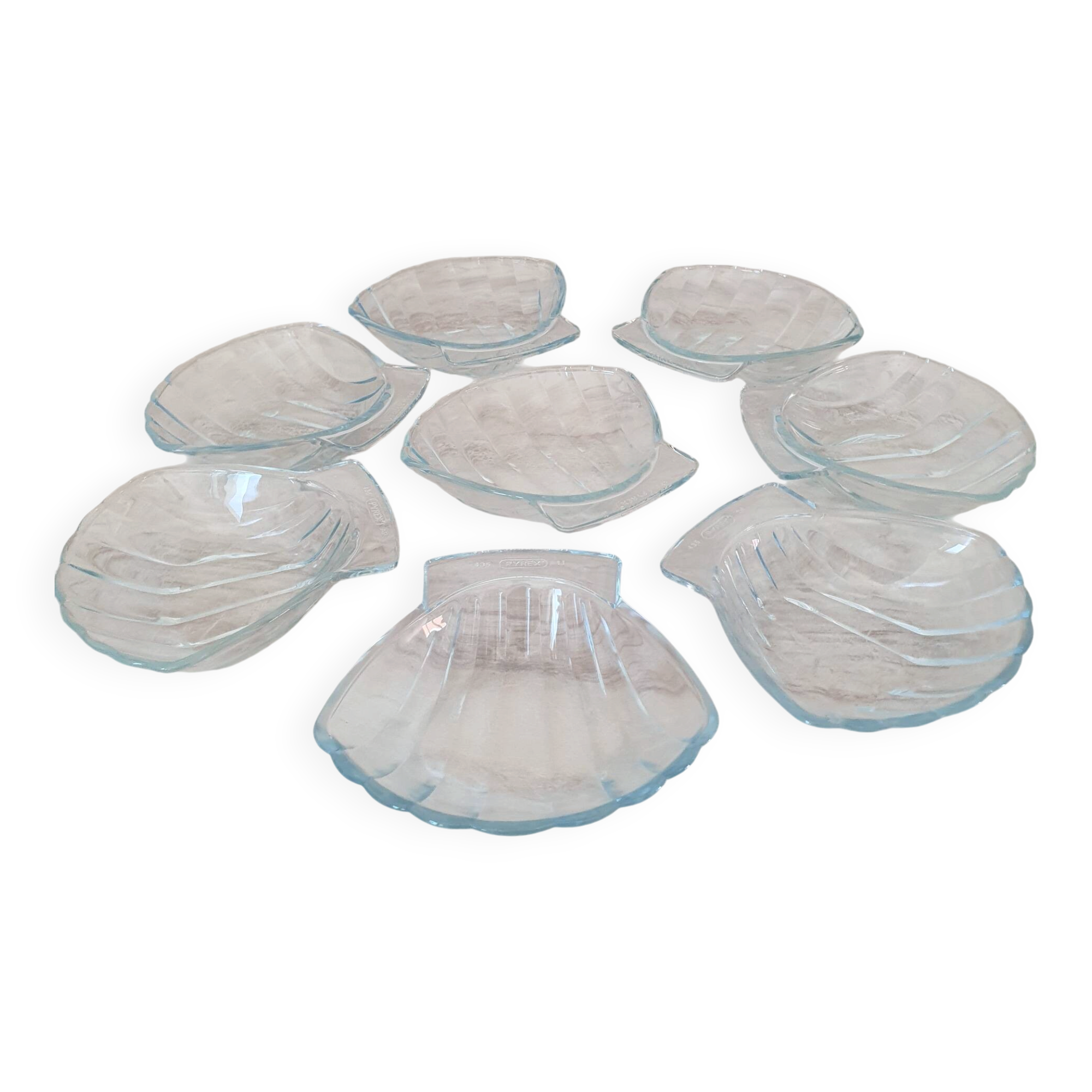 8 petits plats ramequins en forme de Coquillage en verre transparent