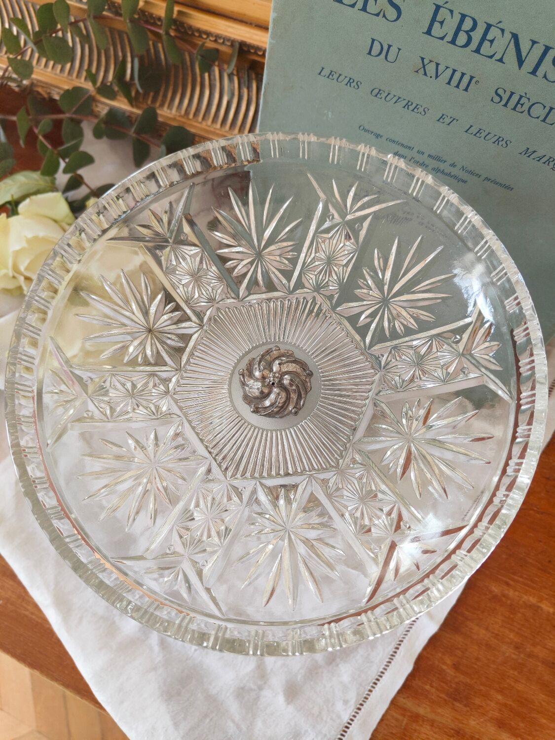 Crystal cup cut on metal stand