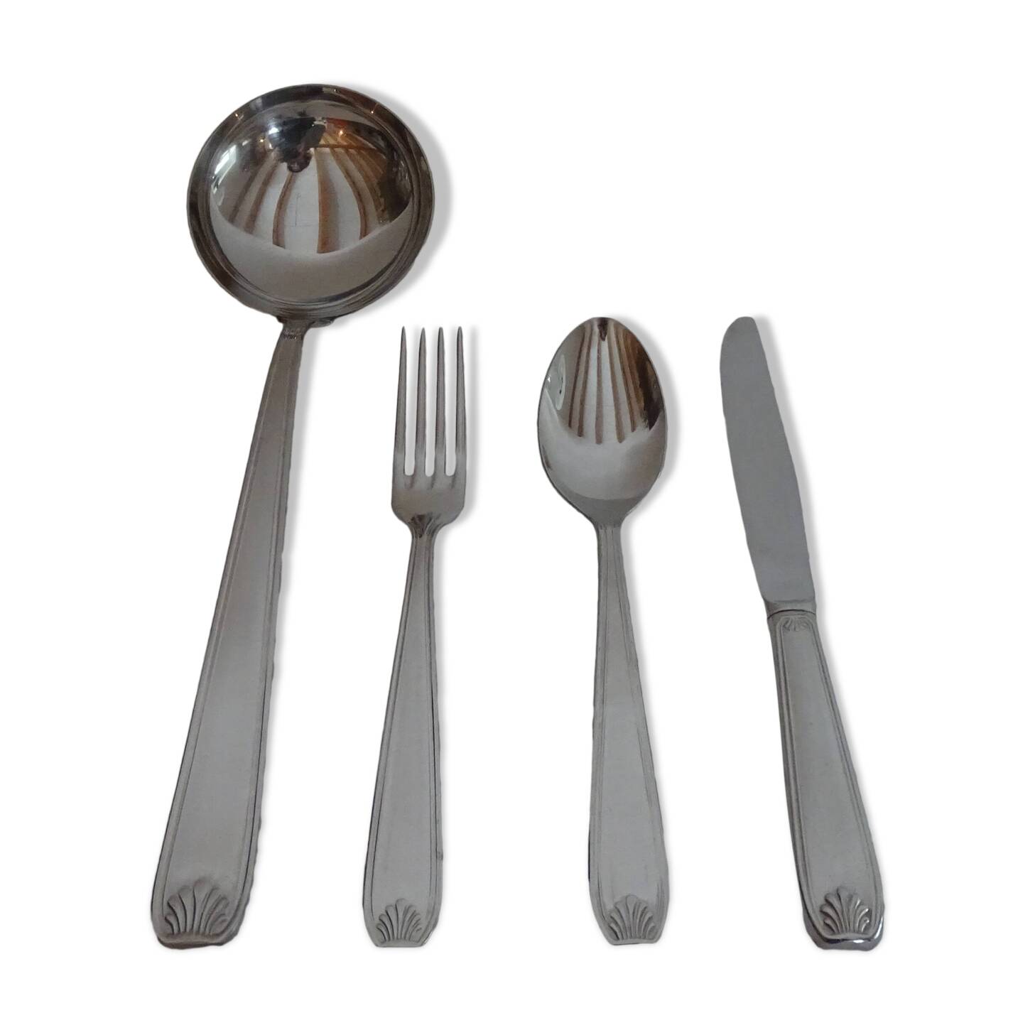 GUY DEGRENNE 37-piece stainless steel cutlery set for 12 people
