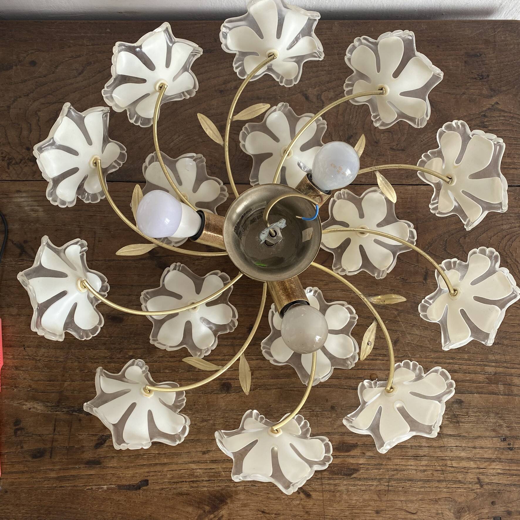 Plafonnier vintage italien fleurs et  métal doré
