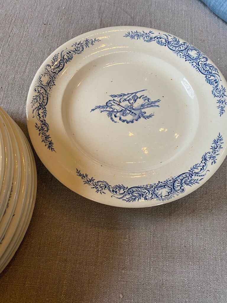 Ensemble 6 assiettes 22cm, 7 assiettes 23cm et compotière, Terre de fer