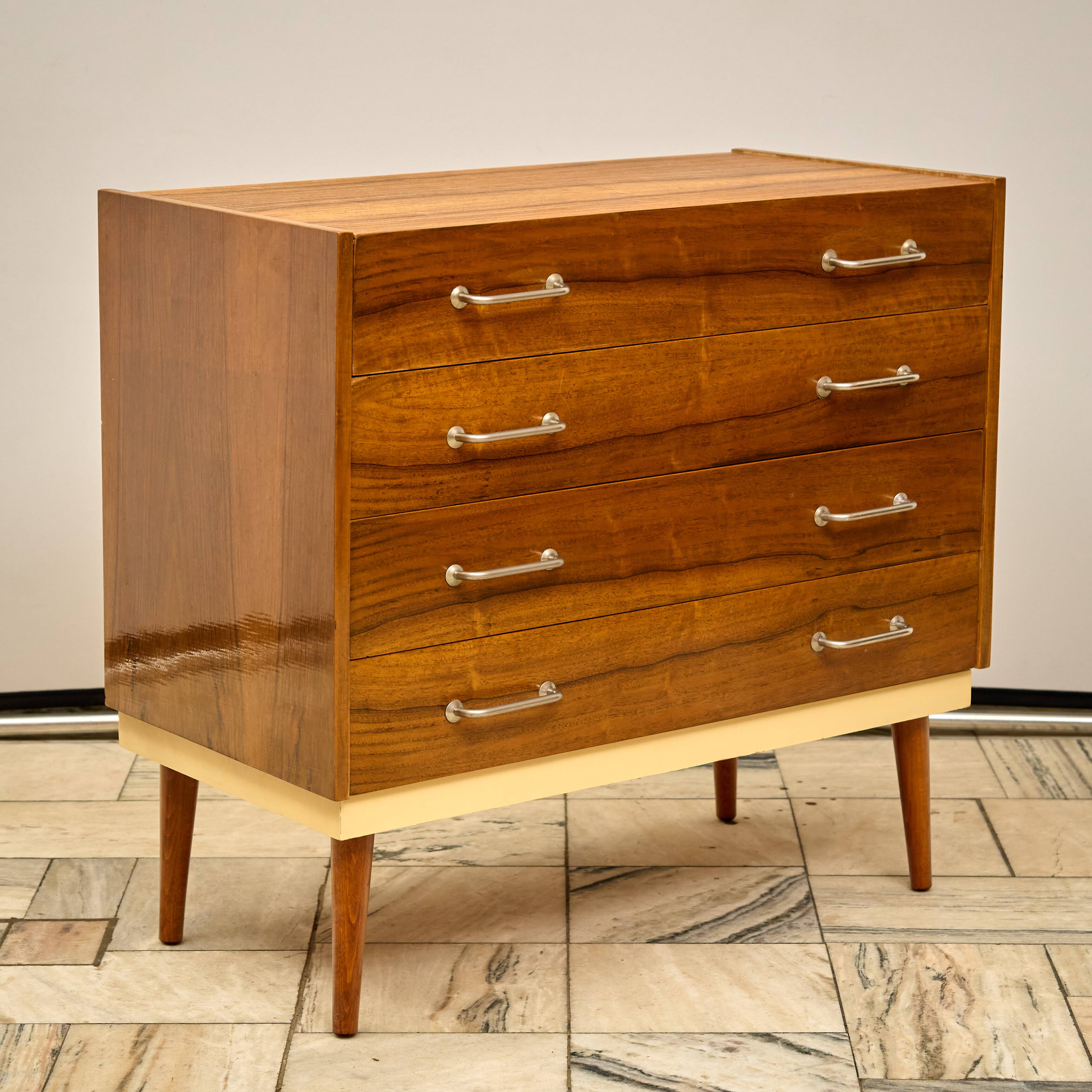 Commode vintage / Coiffeuse, années 1960 Tchécoslovaquie