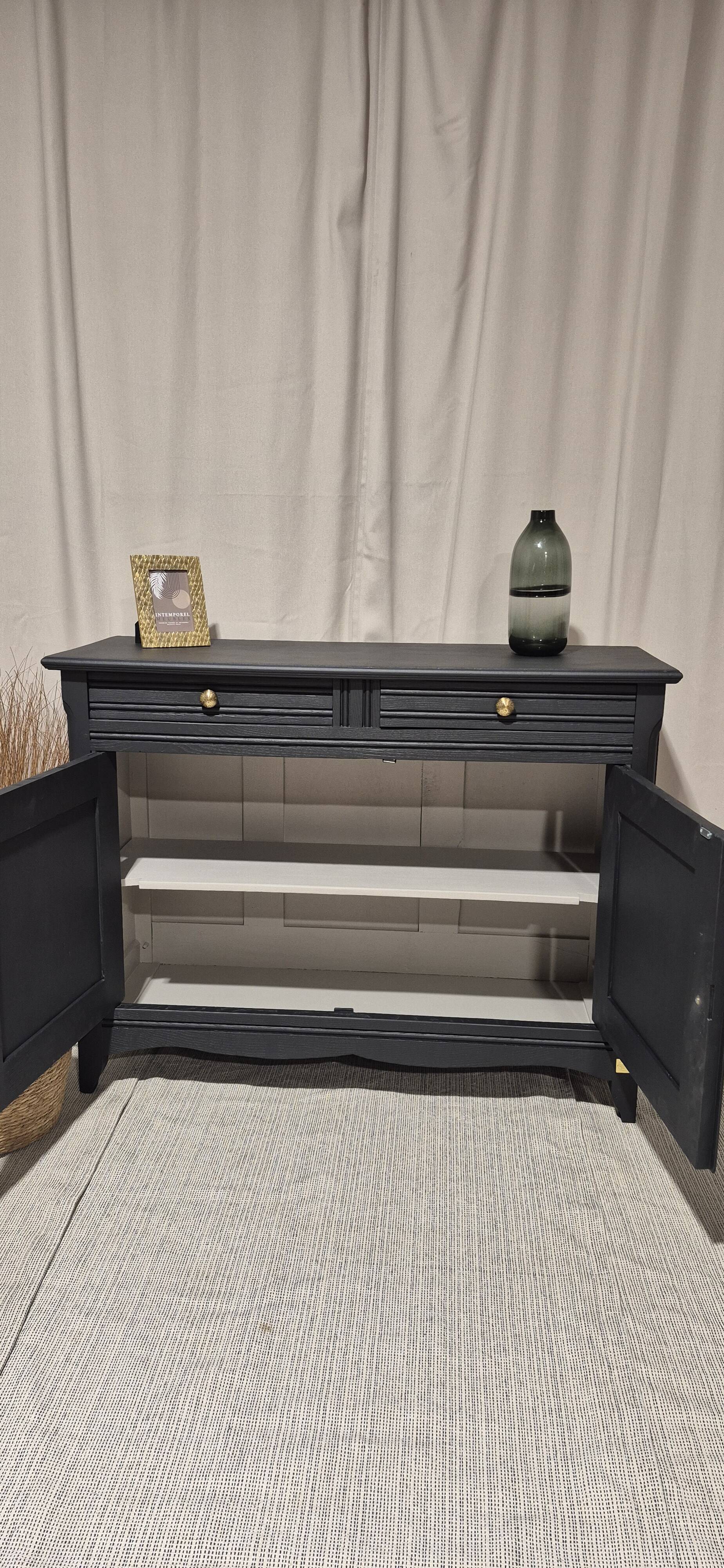 Buffet with 2 doors and 2 drawers