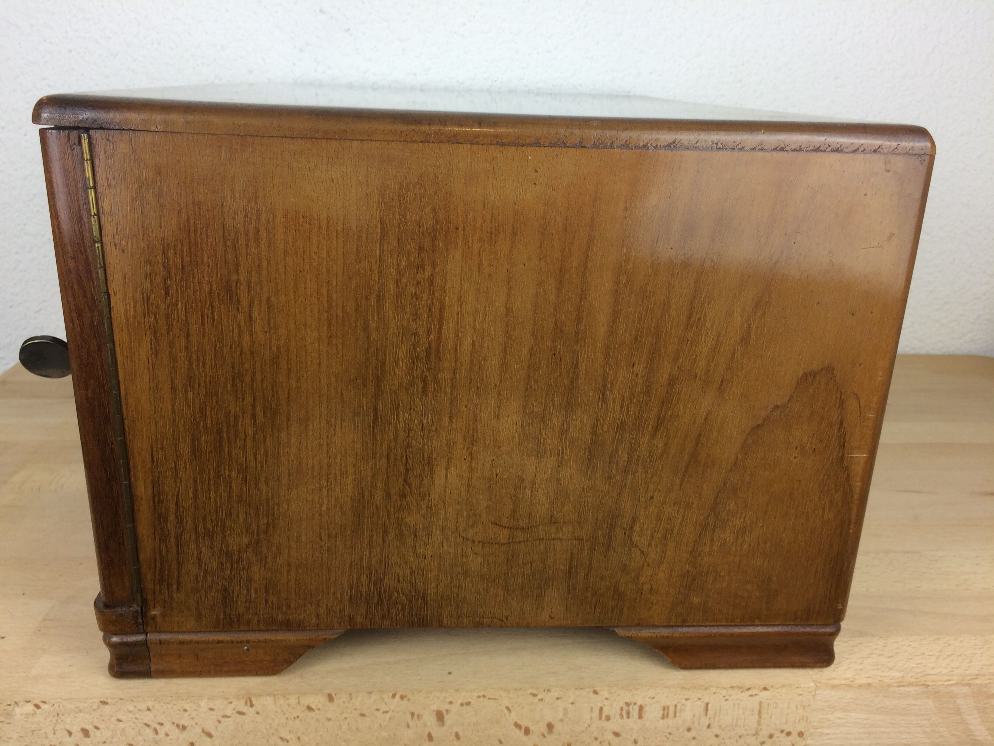 Safe cabinet 3 drawers for silver housewife