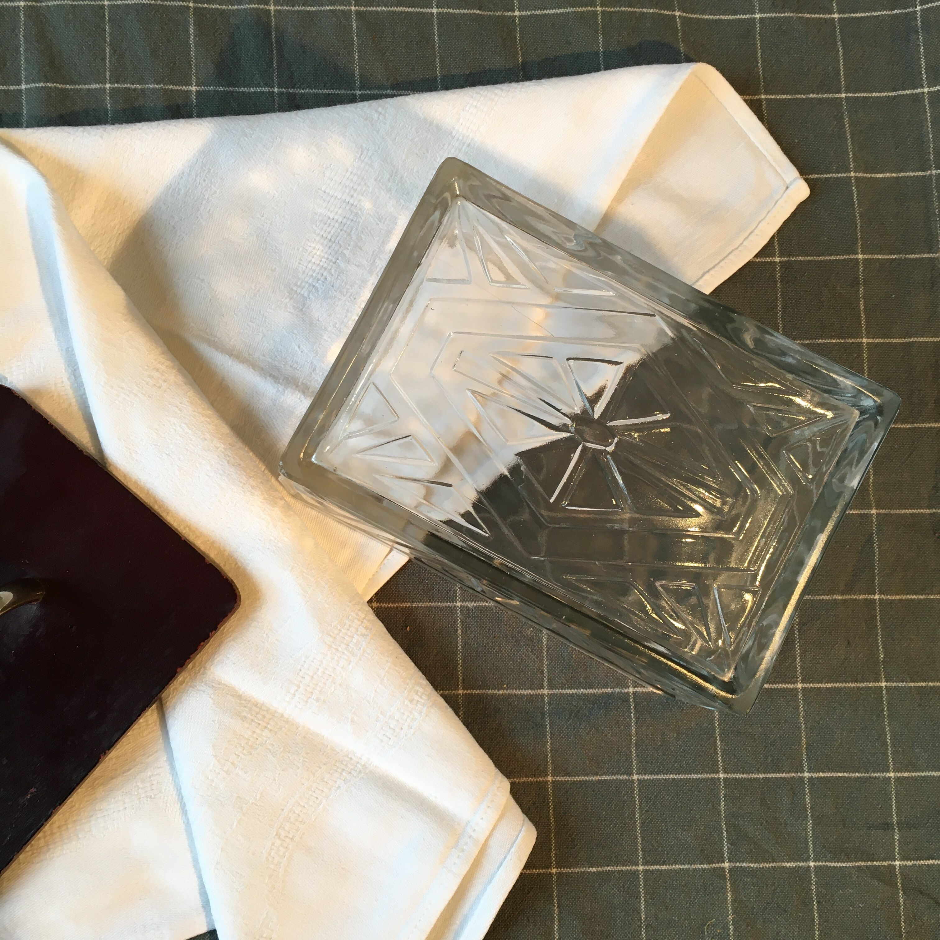 Art deco glass cake box