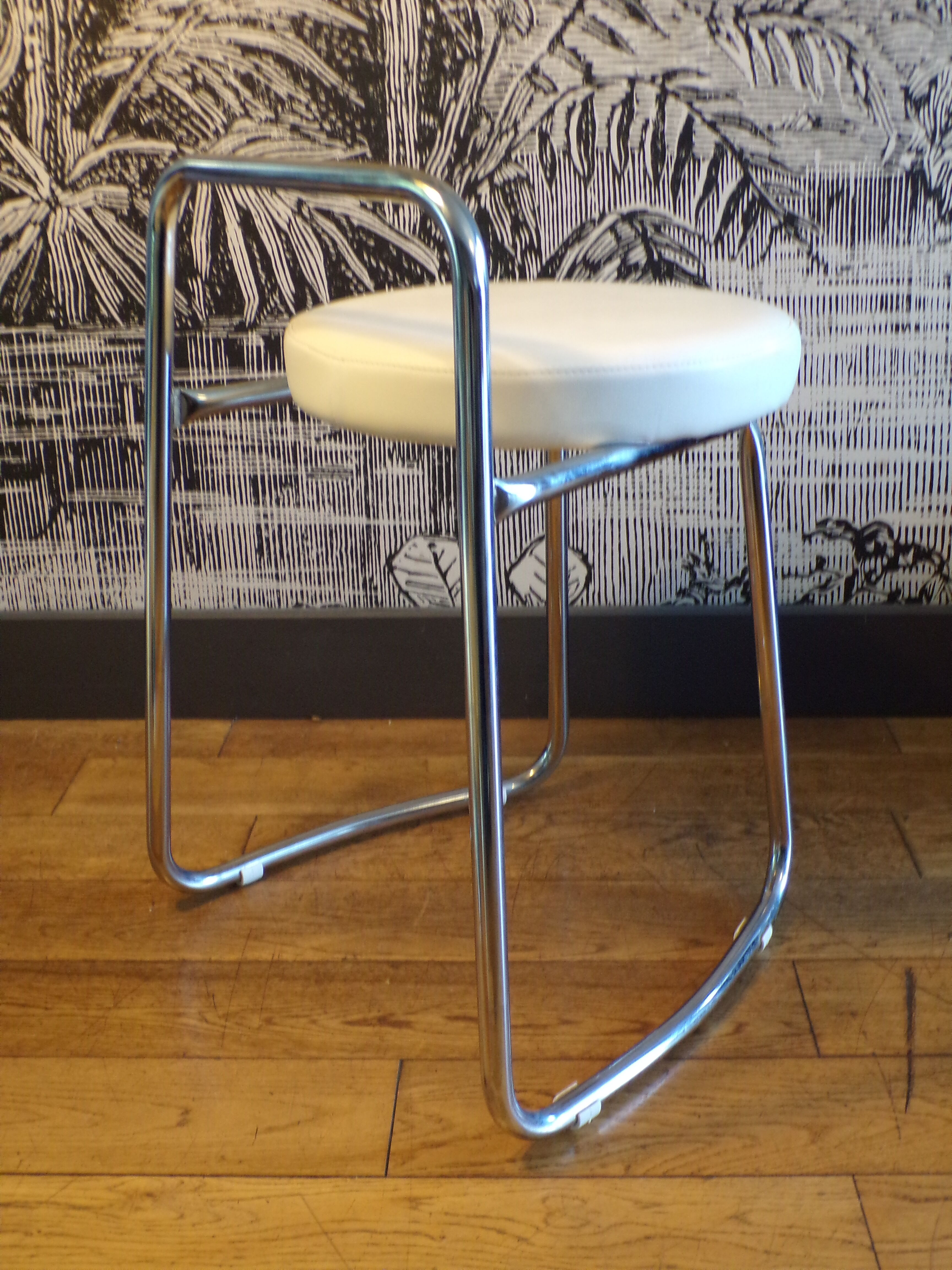 Vintage skaï stool