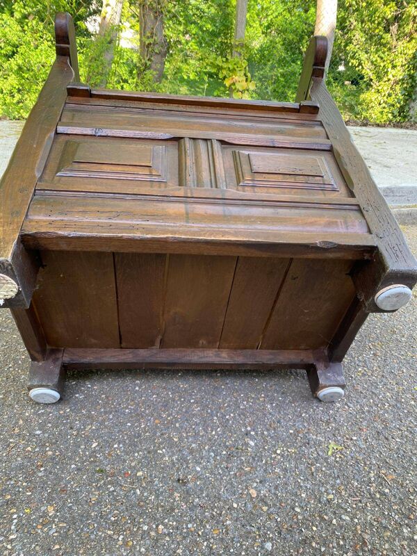 Fauteuil cathèdre en bois massif du 19ème siècle