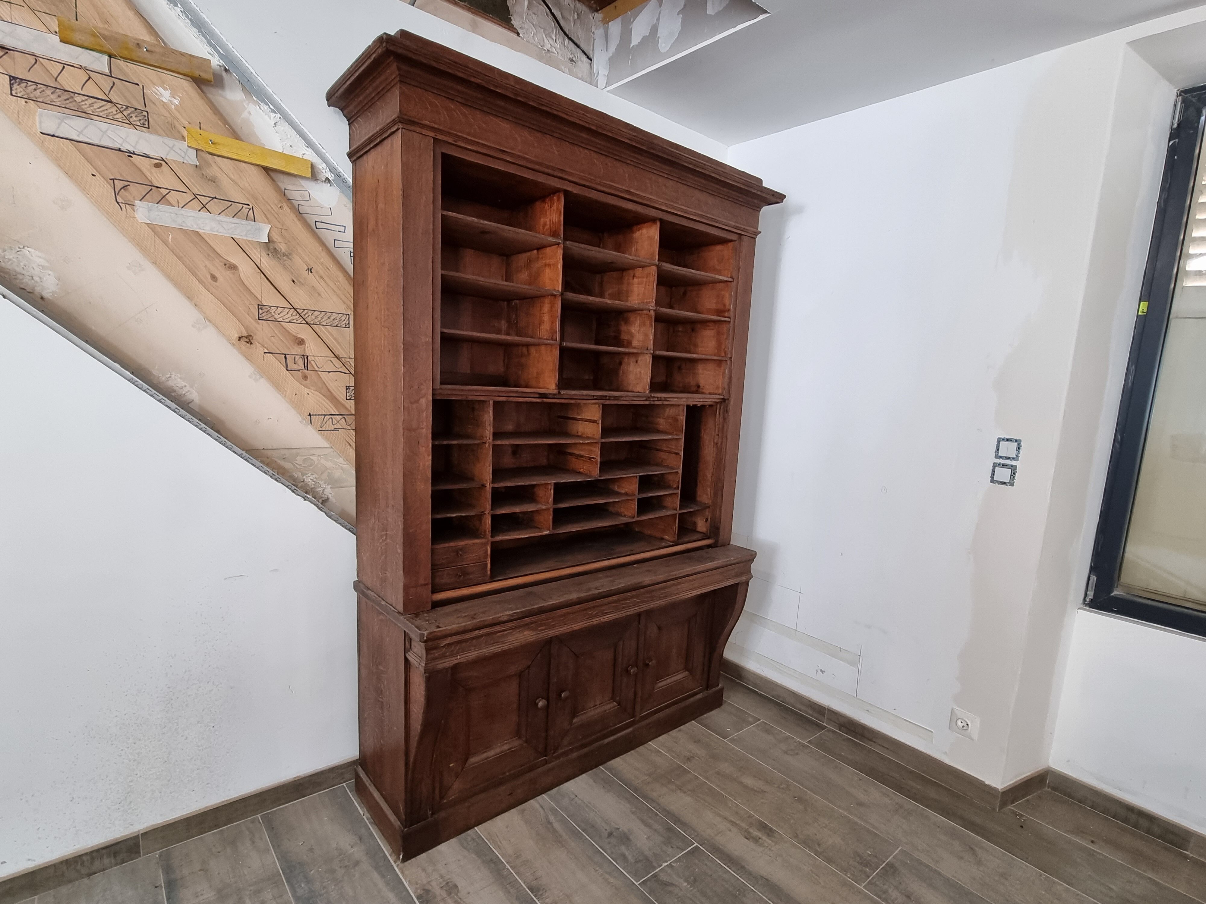 Trade furniture