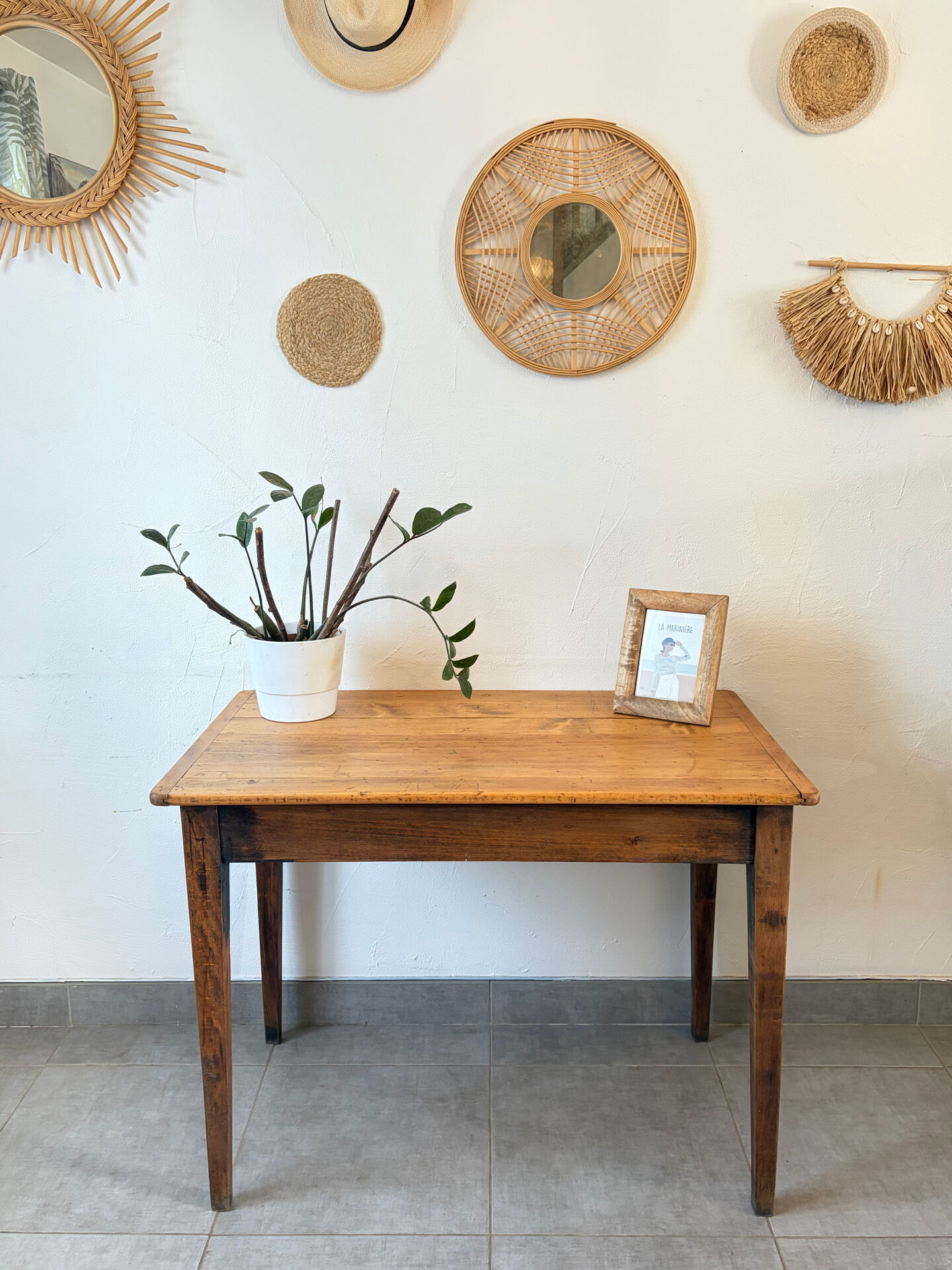 Farmhouse table / vintage desk