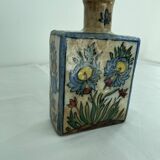 Flacon persan, vase ancien à décor polychrome de fleurs, style Kagjar, céramique ancienne