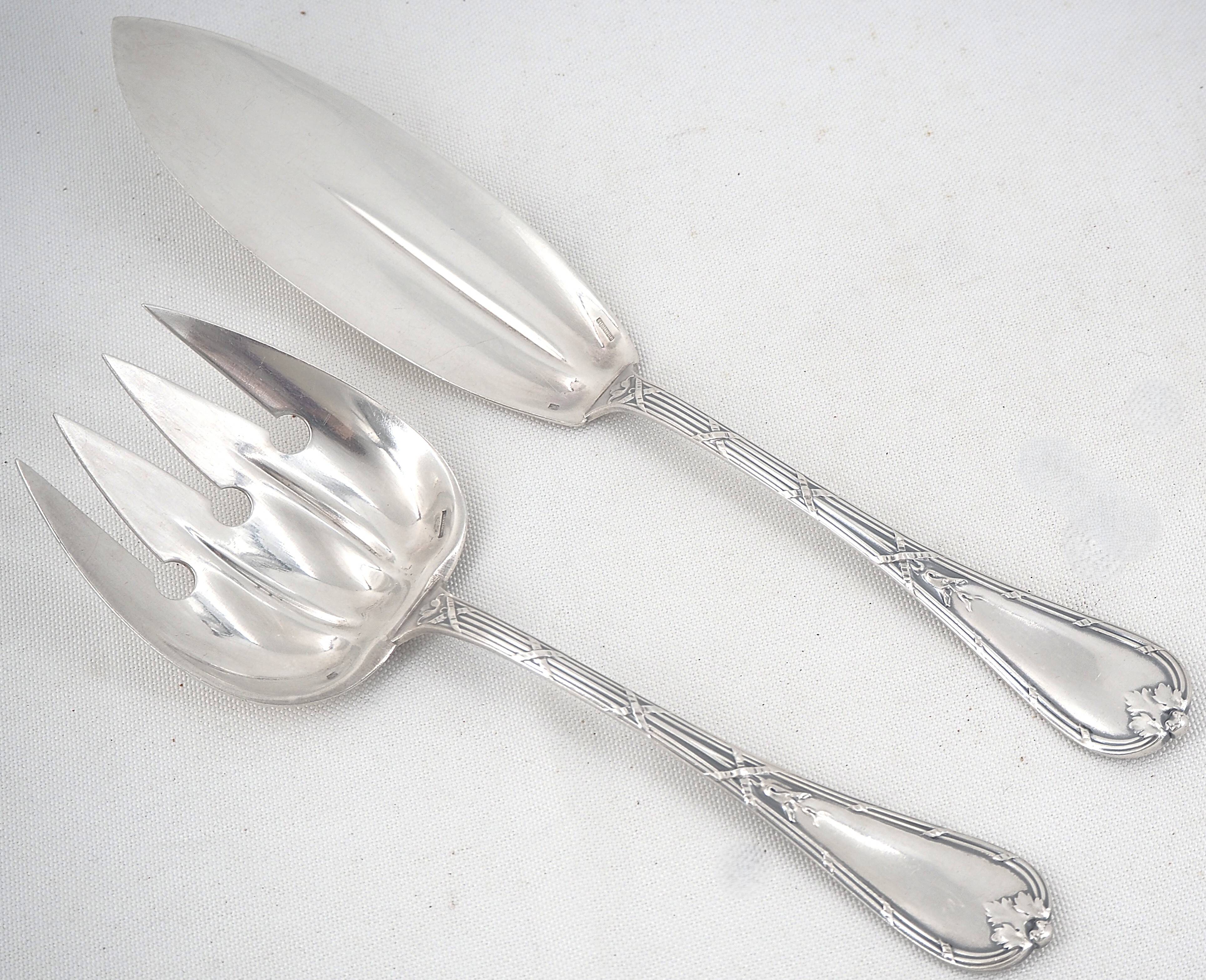 Christofle Rubans model Bell service fish cutlery set, silver-plated, 2 pieces.