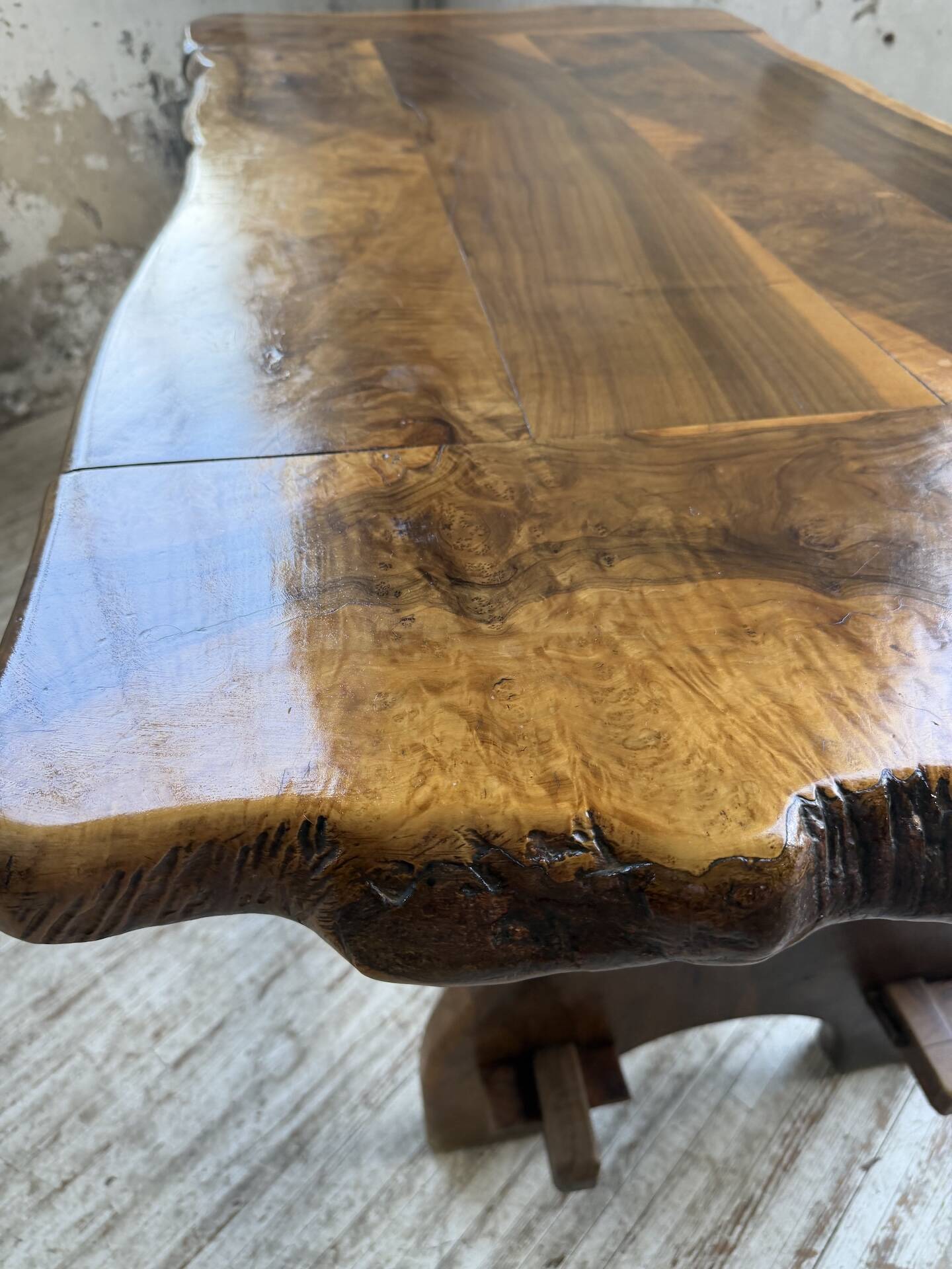 Dining table in solid olive wood Maison Skela 1960