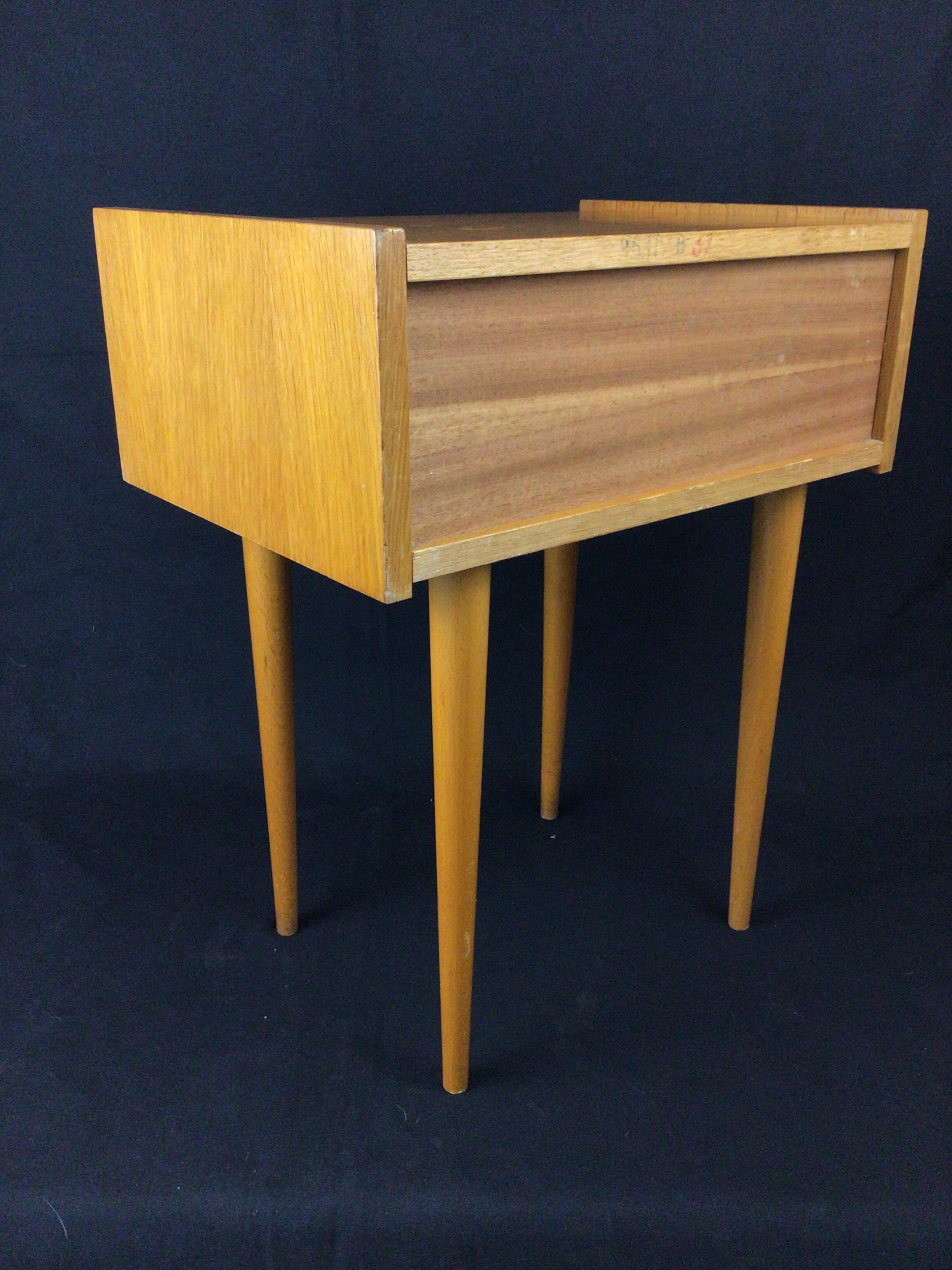 Bedside table 60s spindle feet