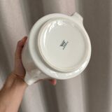 Thomas Rosenthal TC 100 porcelain teapot, designed by Hans Roericht