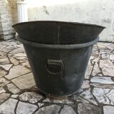 Zinc bathtub of the nineteenth