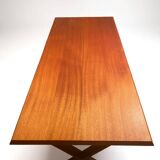 Table en sipo (bois massif) artisanale
