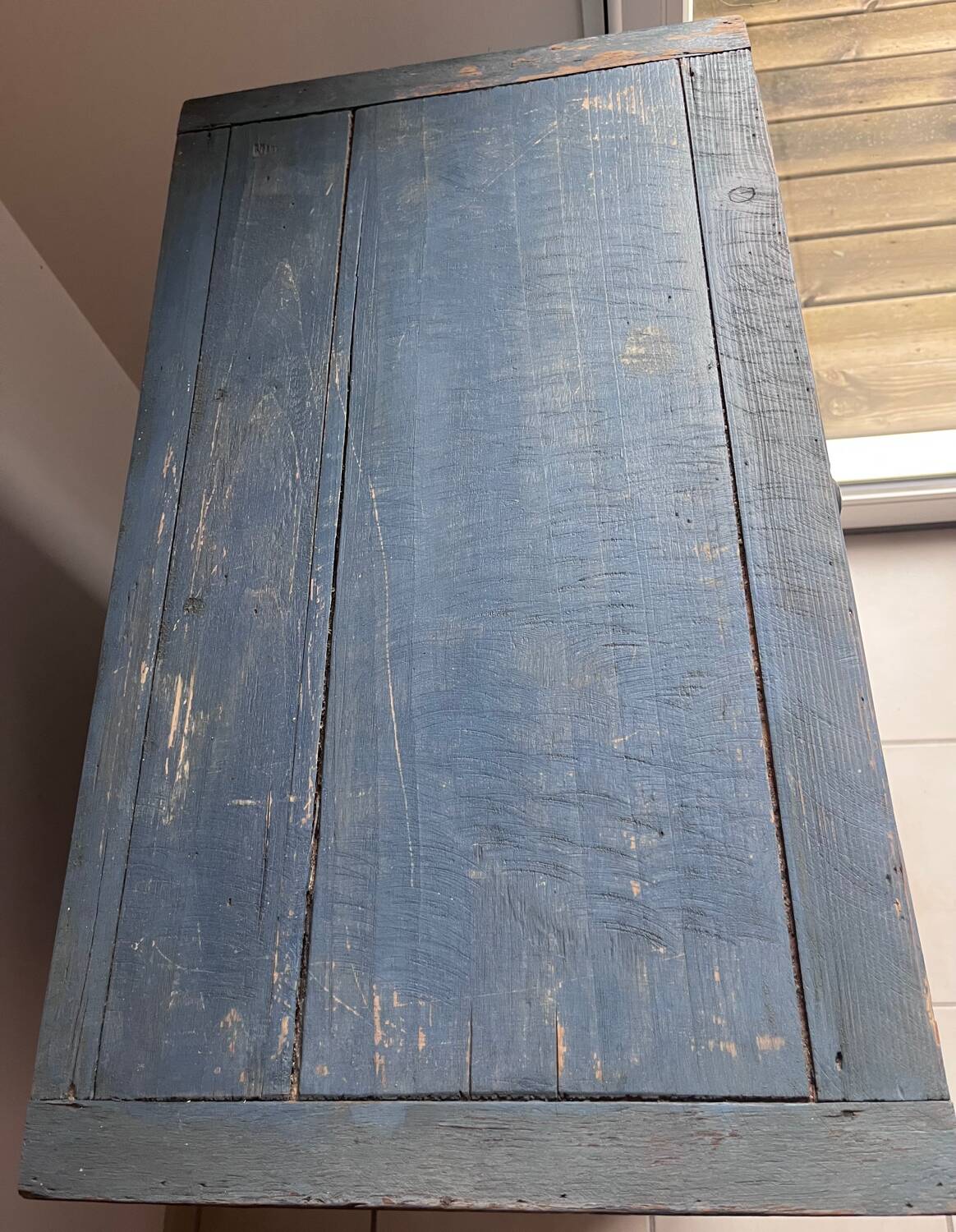 Confiturier, ancien buffet Parisien, patiné bleu