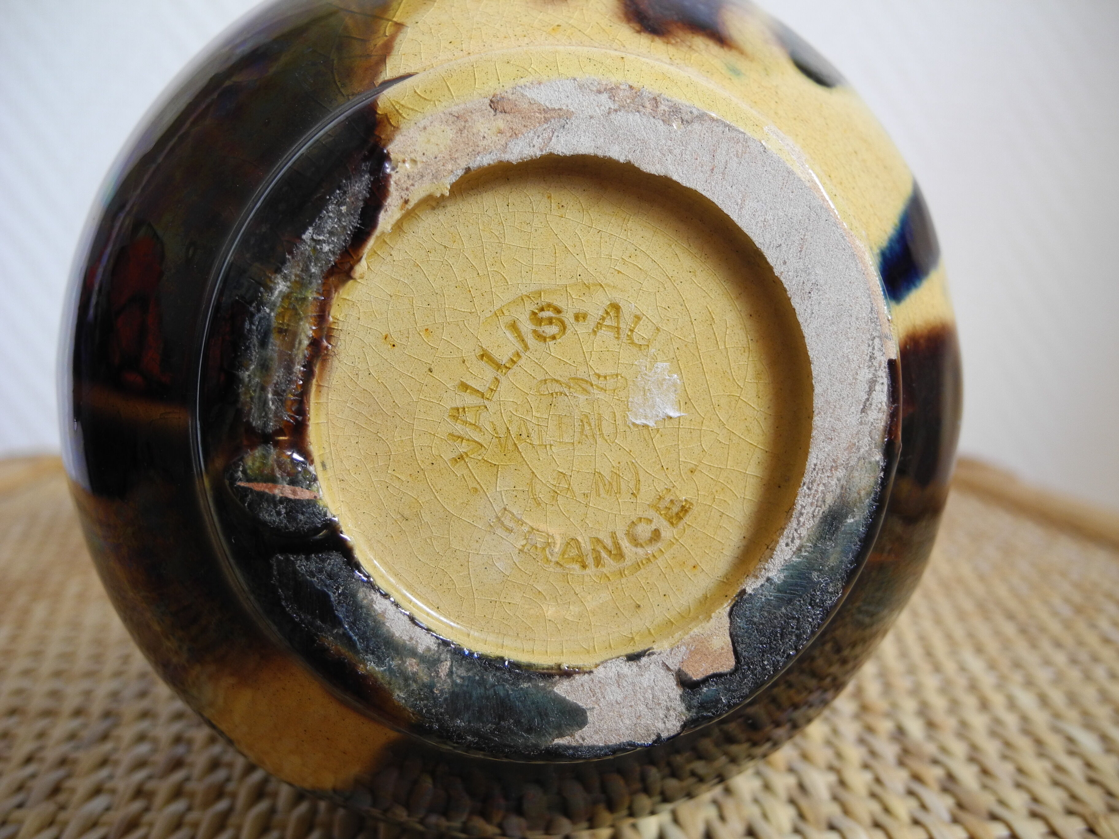 Vallauris Vallis Aurea vintage decoration ceramic vase